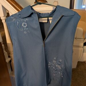 Alfred Dunner Blue Embroidered Women's Zip Vest SZ. 14